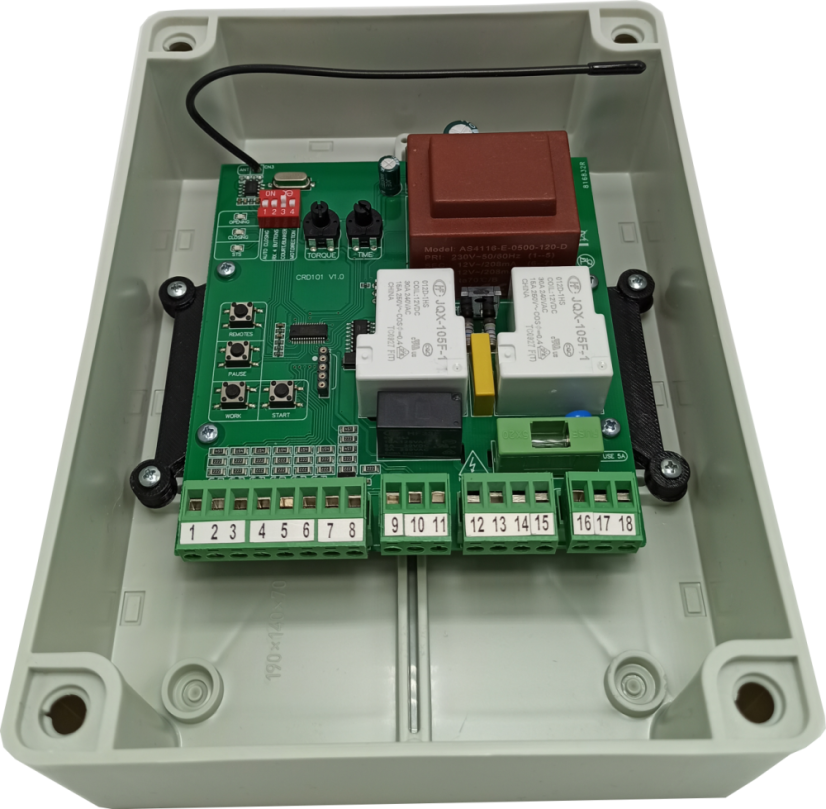 RJ 105 pre rolovacie brány 230V